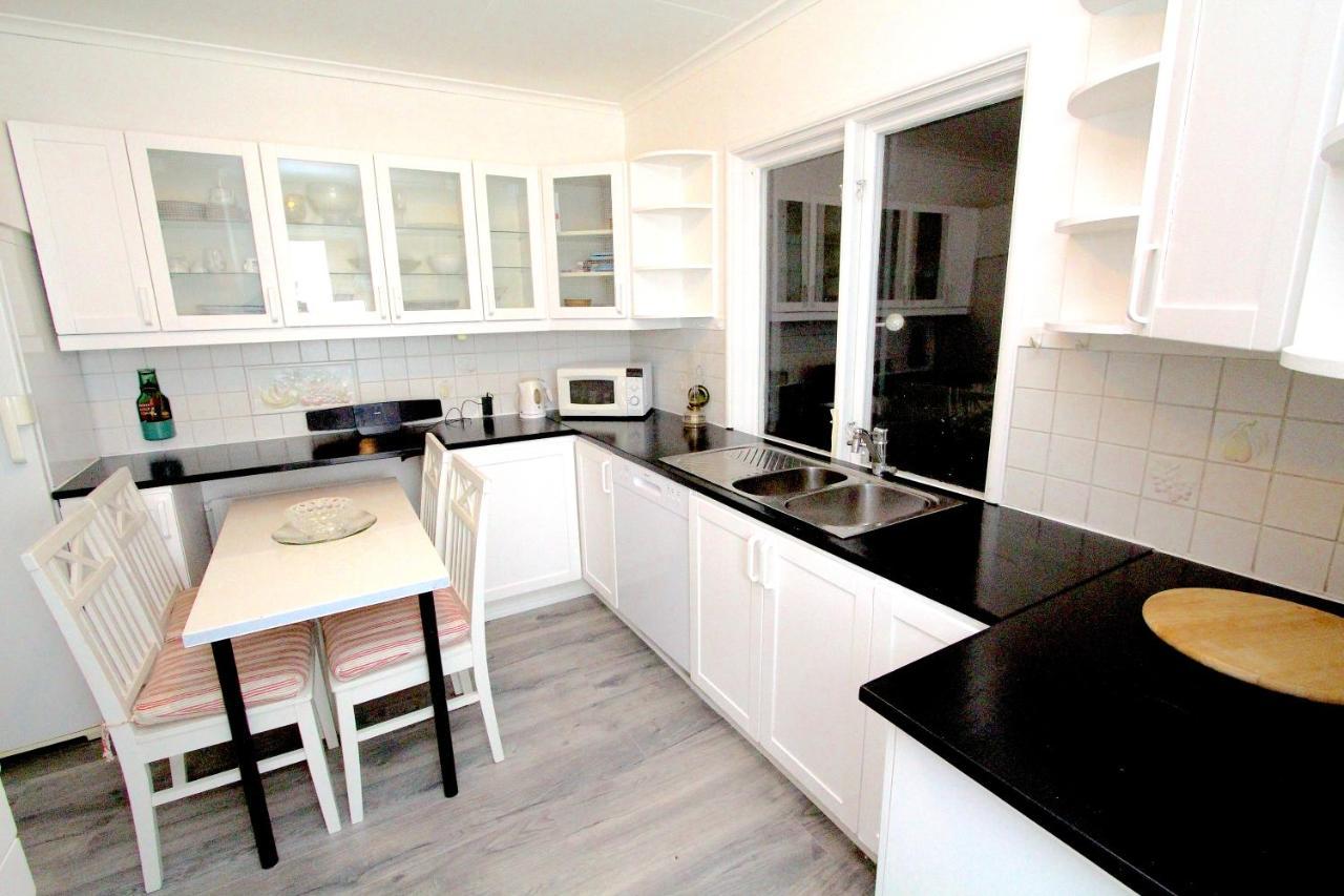Tallkrogen Romantic House - Upper Or Lower Apartment Estocolmo Exterior foto