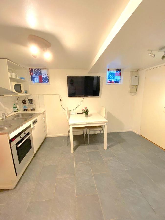 Tallkrogen Romantic House - Upper Or Lower Apartment Estocolmo Exterior foto